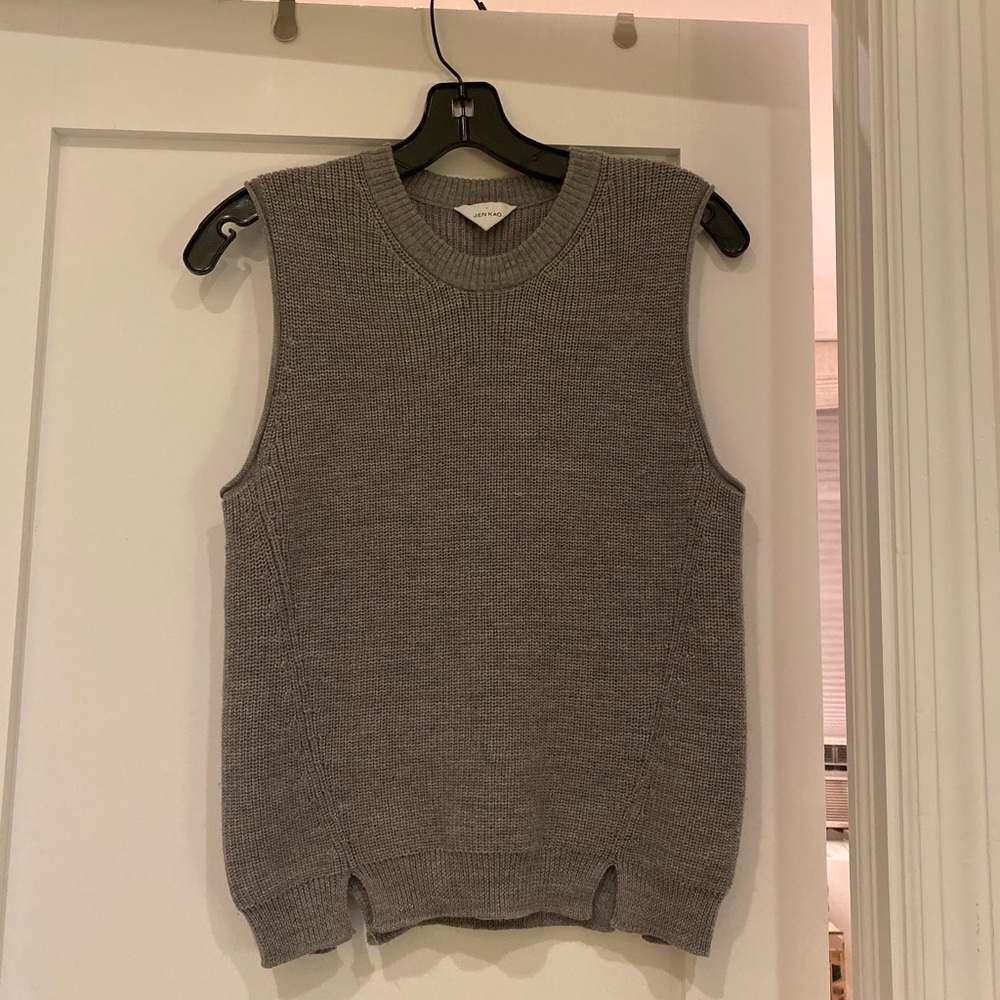 Jen Kao sleeveless knit